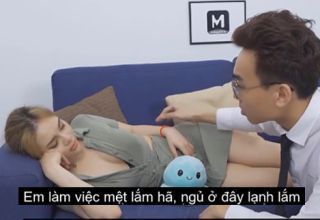 Sếp dâm đãng cưỡng ép cô thư ký xinh đẹp đang ngủ saym